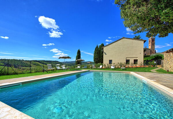 Montauto: Außen, Garten, Schwimmbad