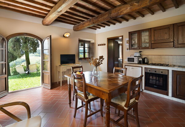 Montauto: Esszimmer, Küche, Wohnzimmer