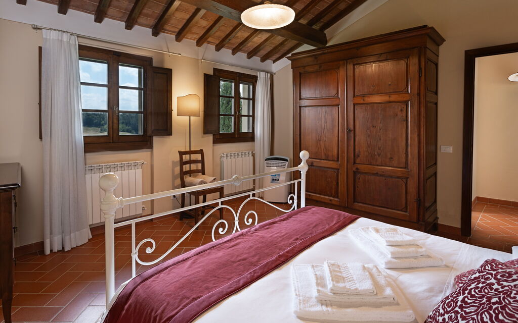 Montauto - : Bedroom