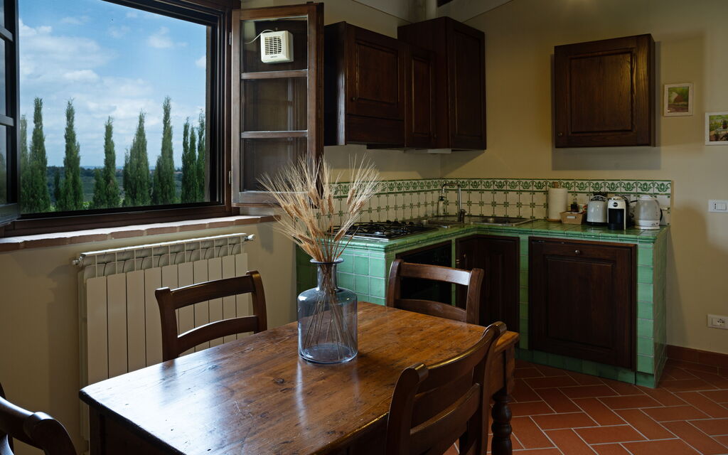 Montauto - : Dining Room, Kitchen