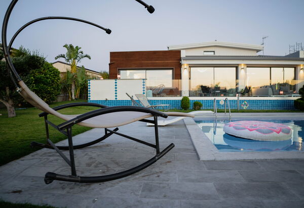 Villa Vincenzo: Außen, Garten, Schwimmbad