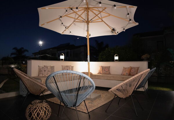 Villa Vincenzo: Draussen