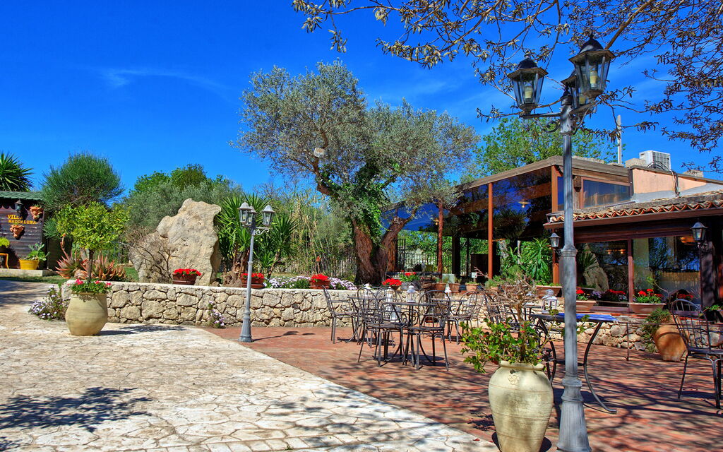 Villa Maddalena: all'aperto, Balcone / Terrazza / Patio, Esterni