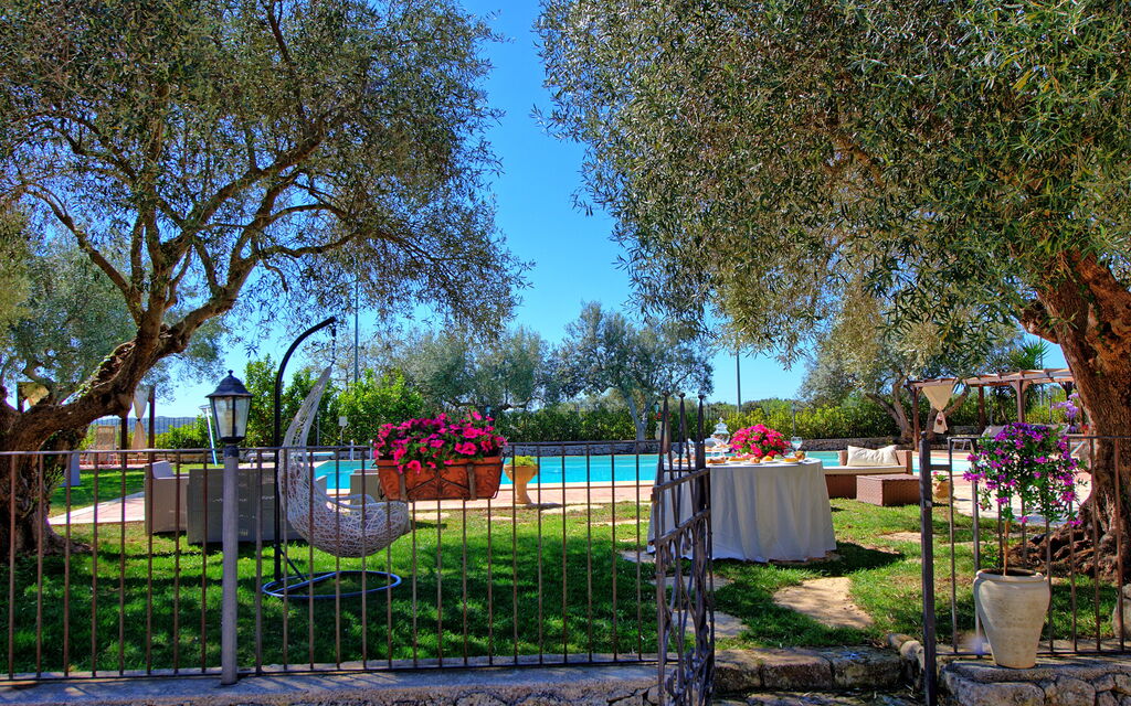 Villa Maddalena: all'aperto, Esterni, Giardino