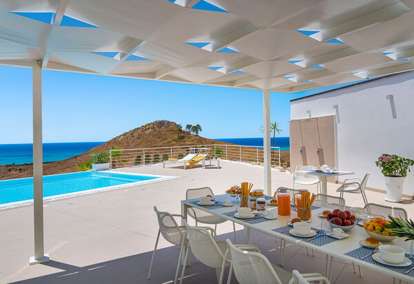 Villa Domizia: Balcon / Terrasse / Patio, bassin, Vues