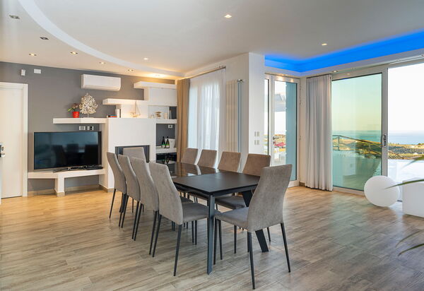 Villa Domizia: Salle à manger