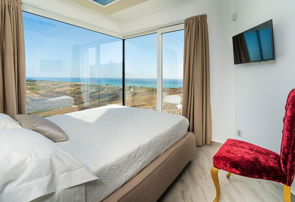 Villa Domizia: chambre à coucher