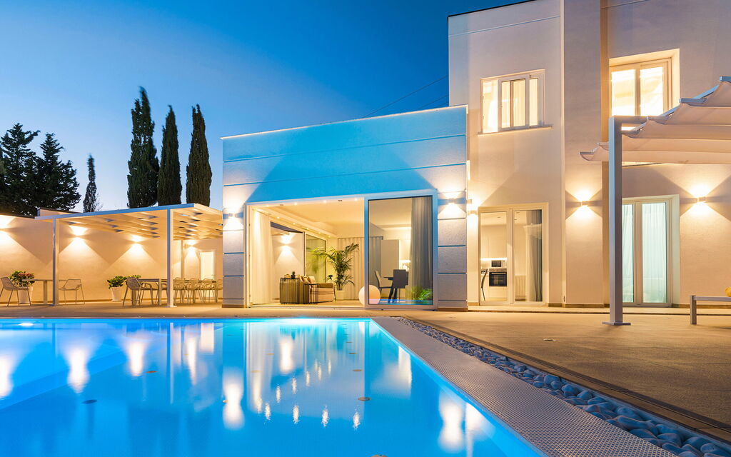 Villa Domizia: Esterni, Piscina