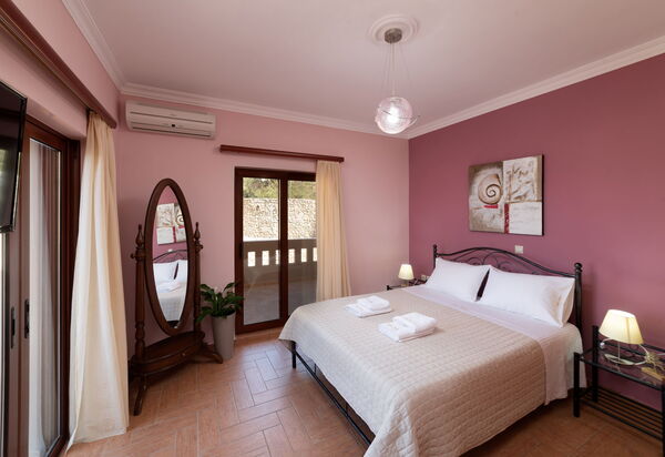 Villa Halepi: chambre à coucher