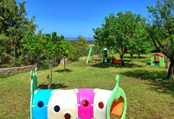 Villa Halepi: Installations, Vues