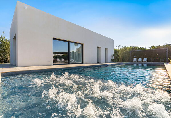 Villa Bonita: бассейн, джакузи