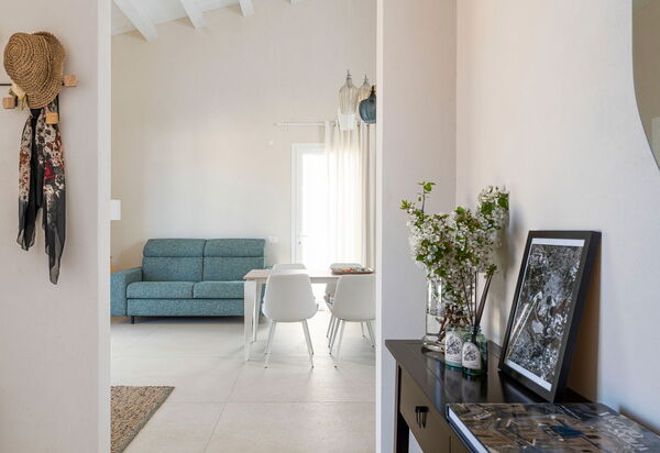 Villa Mora: Esszimmer, Wohnzimmer