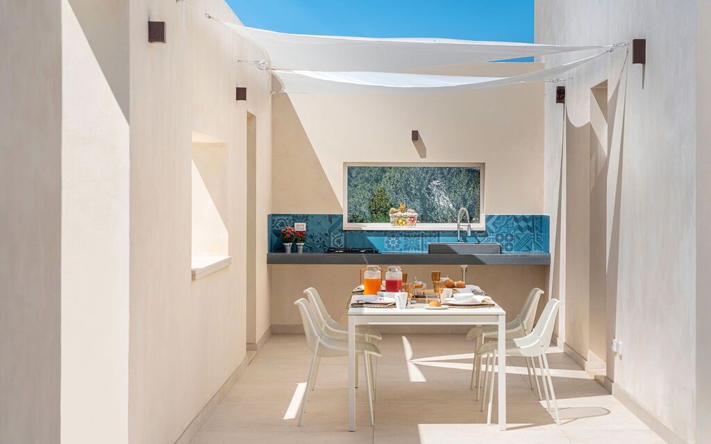 Villa Mora: Balcon / Terrasse / Patio