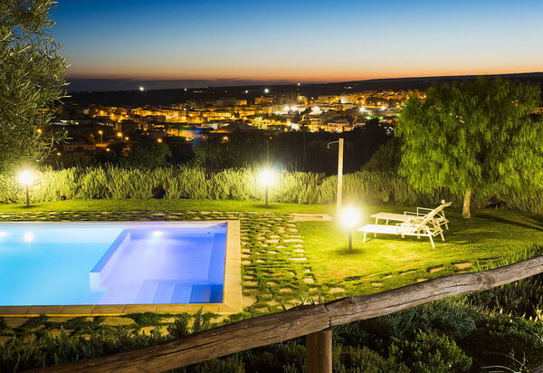 Villa Corte Dorata: Ansichten, Außen, Draussen, Garten, Schwimmbad