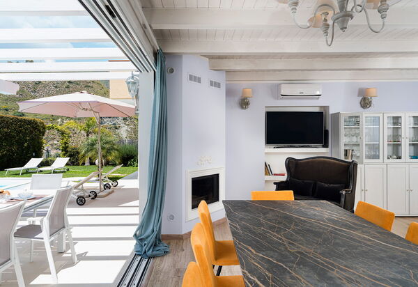 Villa Giutitta: Esszimmer, Wohnzimmer