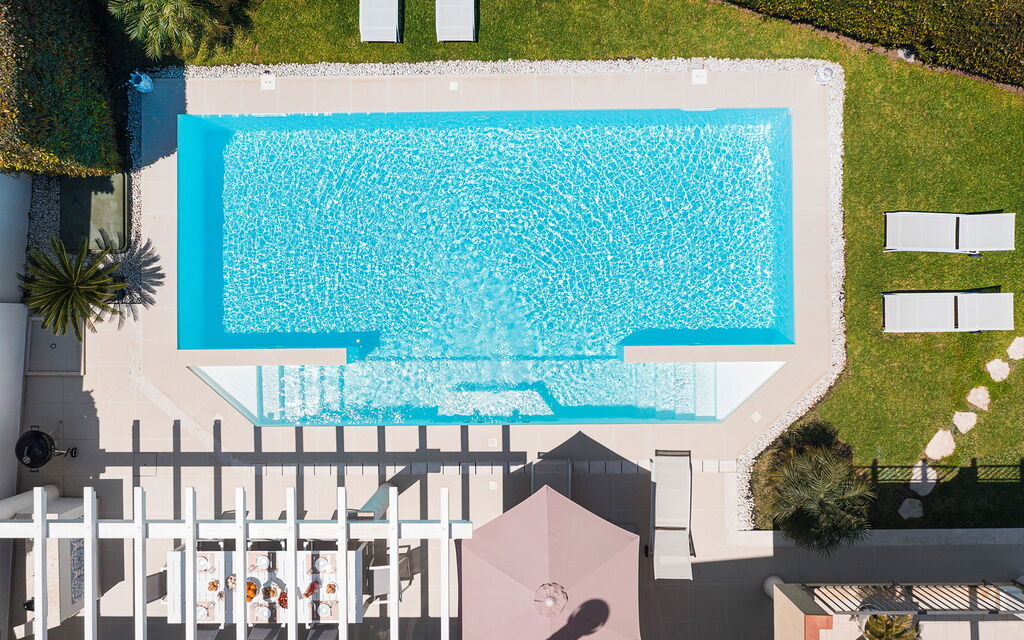 Villa Giutitta: bassin, Extérieurs, Jardin