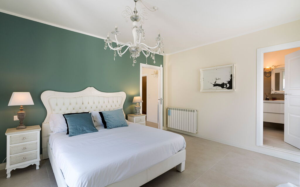 Villa Giutitta: chambre à coucher