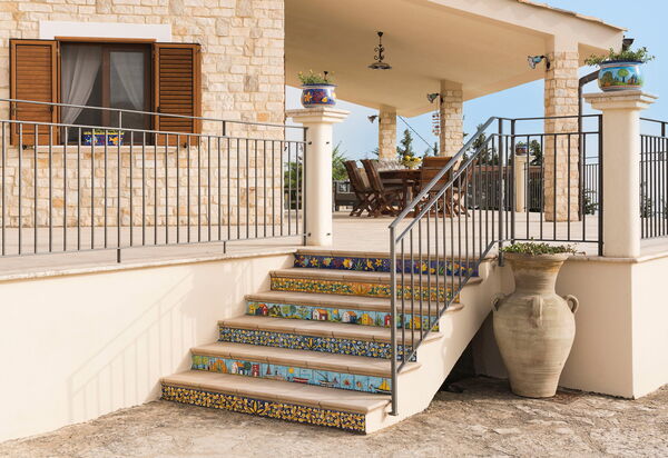 Villa Anthea: Außen, Haupteingang