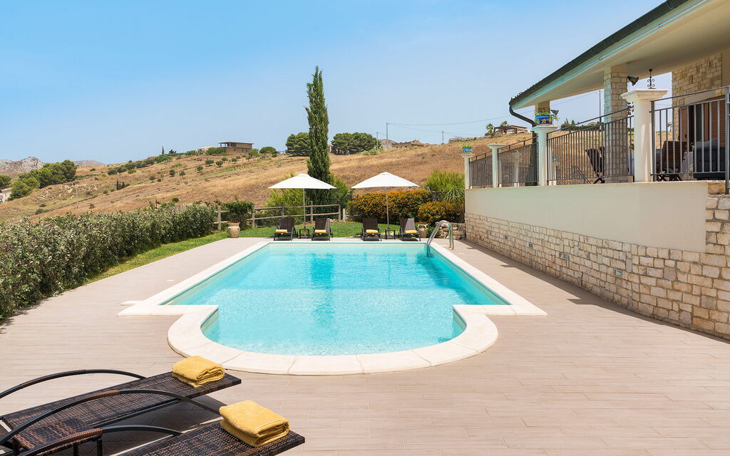 Villa Anthea: all'aperto, Giardino, Piscina, Vista Panoramica