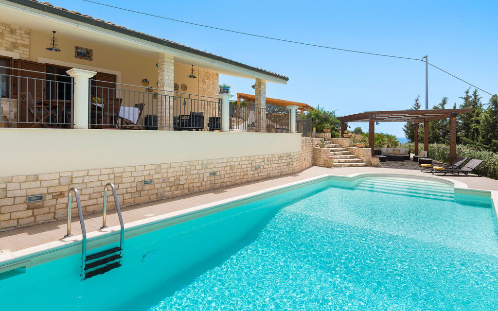 Villa Anthea: Esterni, Piscina