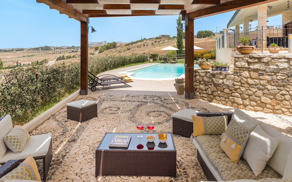 Villa Anthea: Esterni, Piscina