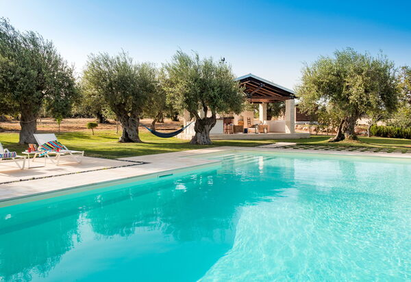 Corte Moscata: Außen, Garten, Schwimmbad