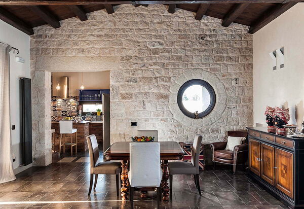 Corte Moscata: Esszimmer, Wohnzimmer