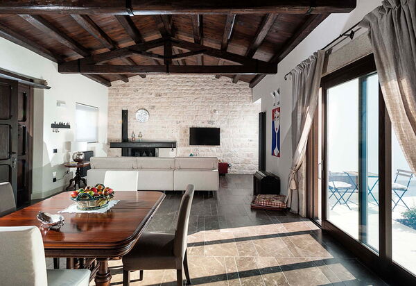 Corte Moscata: Esszimmer, Wohnzimmer