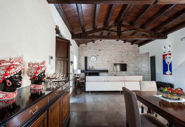 Corte Moscata: Esszimmer, Wohnzimmer