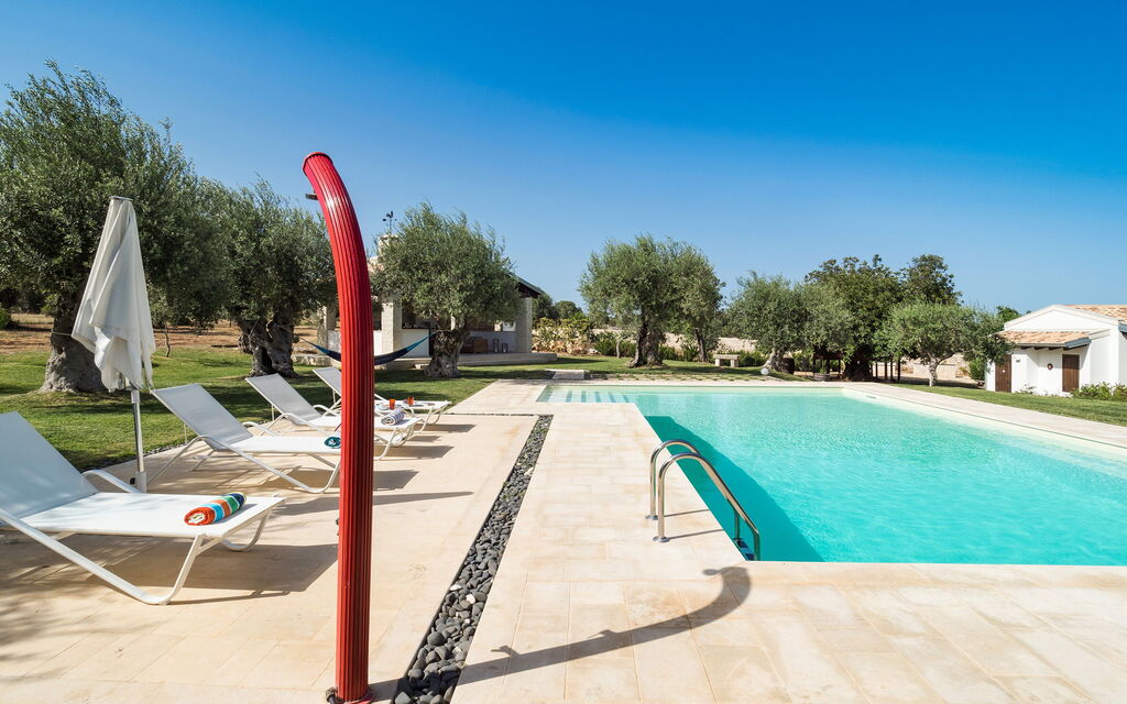 Corte Moscata: Have, pool, Udvendige