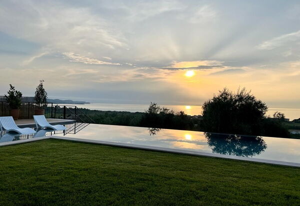 Villa Acropolitana: Scenic View, Summer