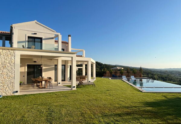 Villa Acropolitana: Balcony / Terrace / Patio, Building Exterior, Garden, Outdoor, Pool, Scenic View, Summer