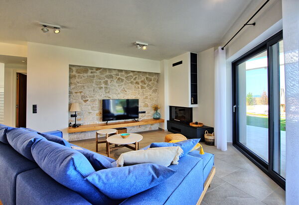 Villa Acropolitana: Kitchen, Living Room