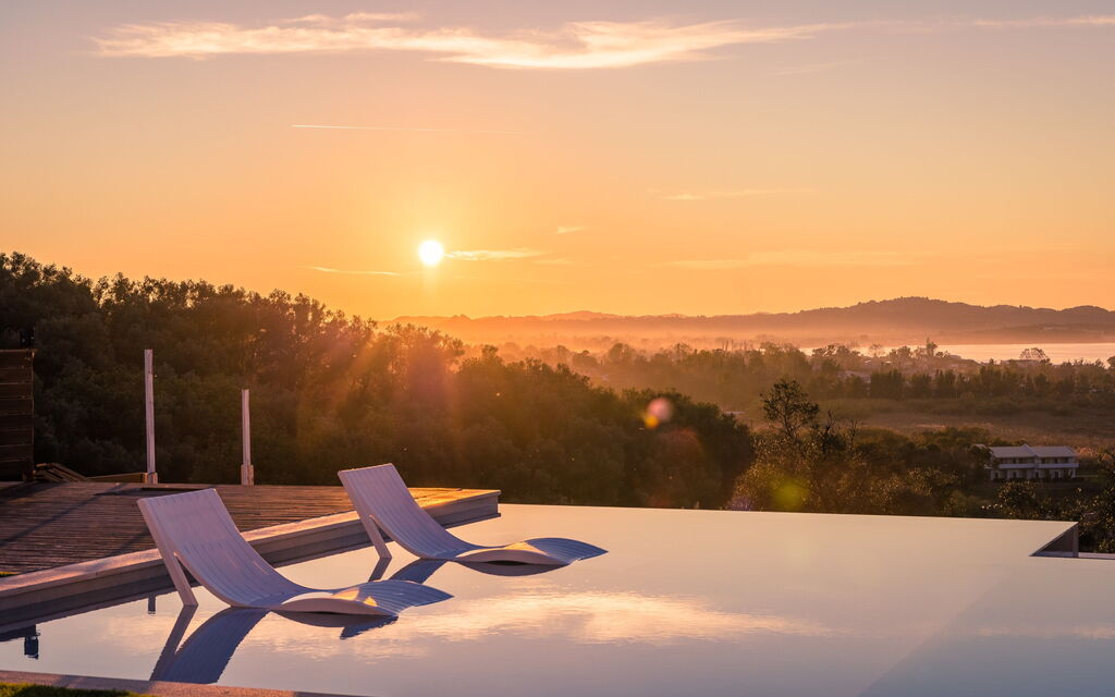 Villa Acropolitana: Outdoor, Pool