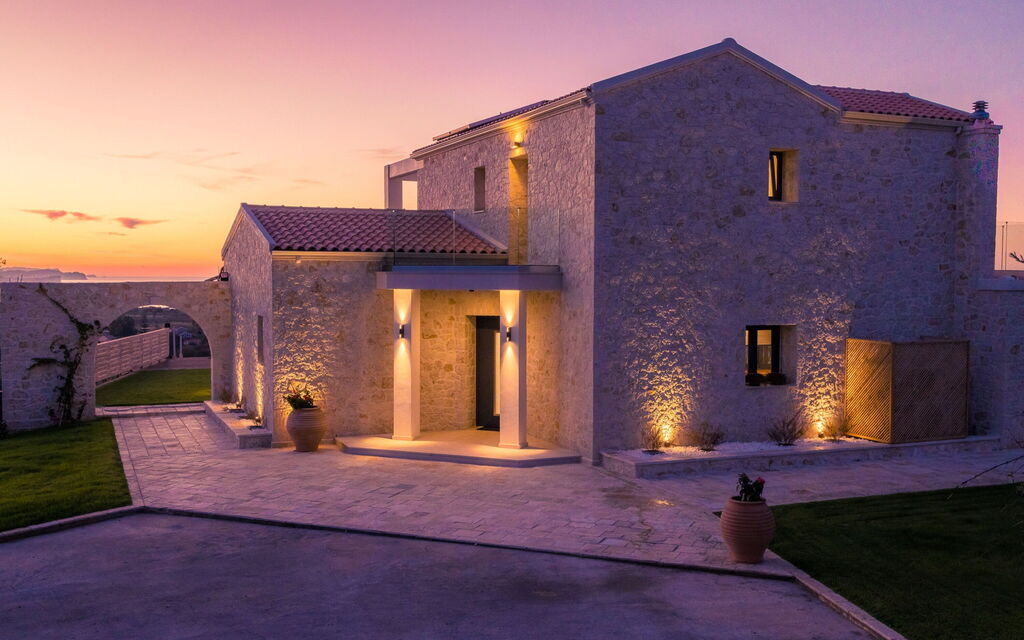 Villa Acropolitana: Building Exterior, Outdoor, Scenic View