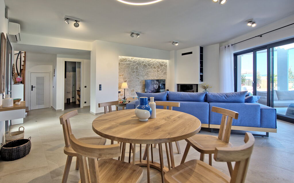 Villa Acropolitana: Kitchen, Living Room