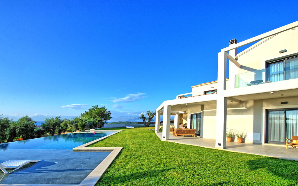 Villa Acropolitana: Building Exterior, Garden, Outdoor, Pool