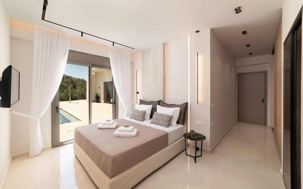 Villa El: Спальня