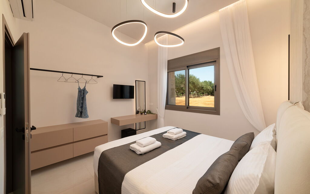 Villa El: Спальня