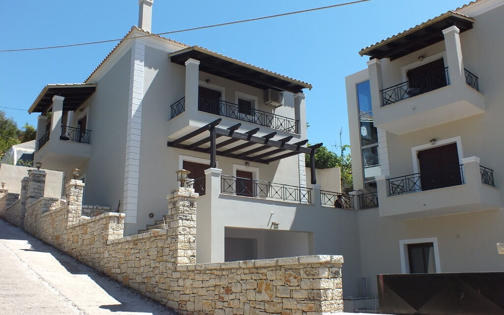 Villa Angie: all'aperto, Esterni