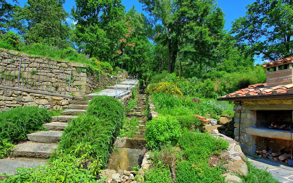 Villa Mulino: Building Exterior, Garden, Outdoor