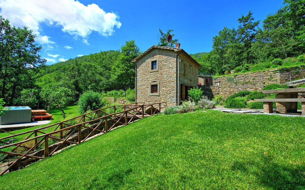 Villa Mulino: Building Exterior, Garden, Outdoor