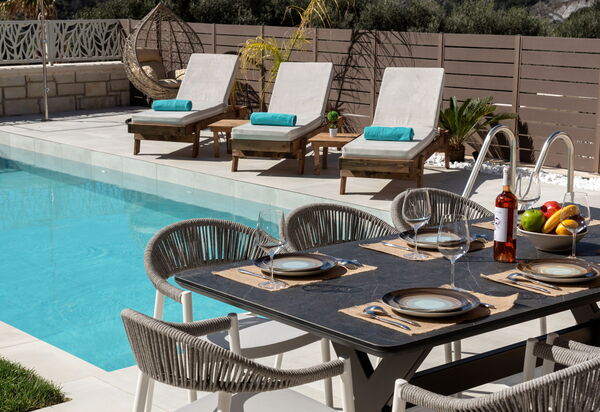 Villa Silentium Evilia: Building Exterior, Outdoor, Pool