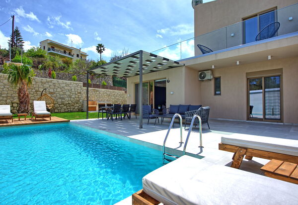 Villa Silentium Ionia: pool, Udendørs, Udvendige