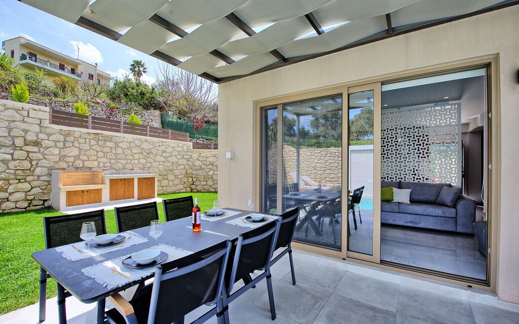 Villa Silentium Ionia: Балкон / Терраса / Патио, Открытый