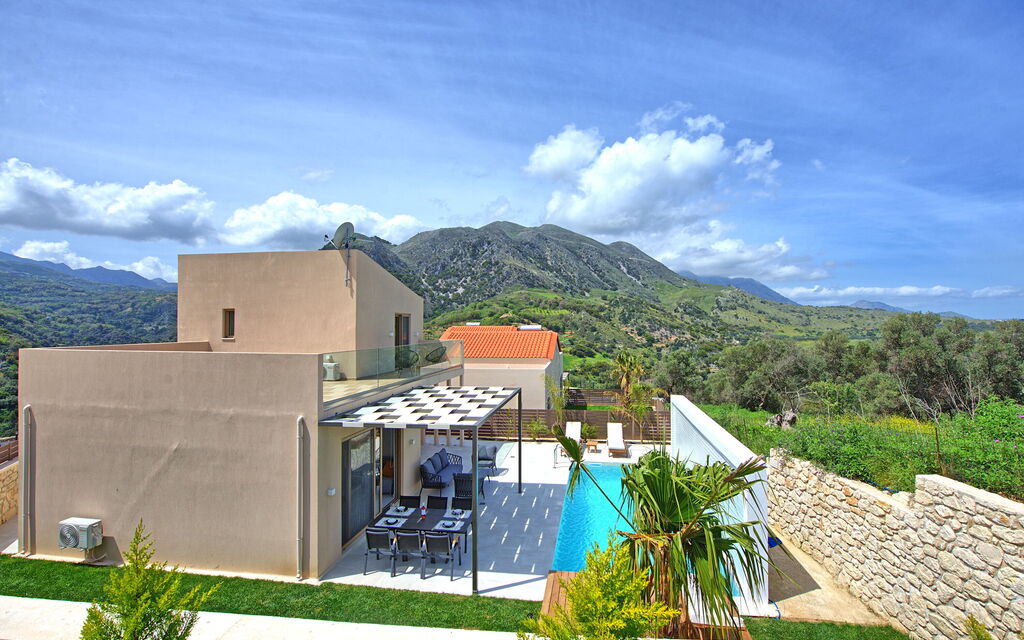 Villa Silentium Ionia: бассейн, Взгляды, Открытый, Экстерьеры