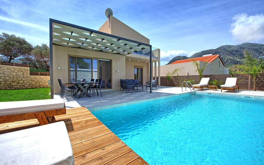 Villa Silentium Ionia: бассейн, Лето, Открытый, Экстерьеры