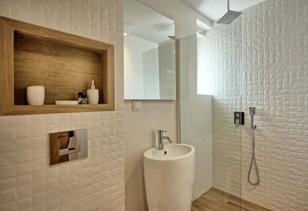 Villa Silentium Olia: Bathroom