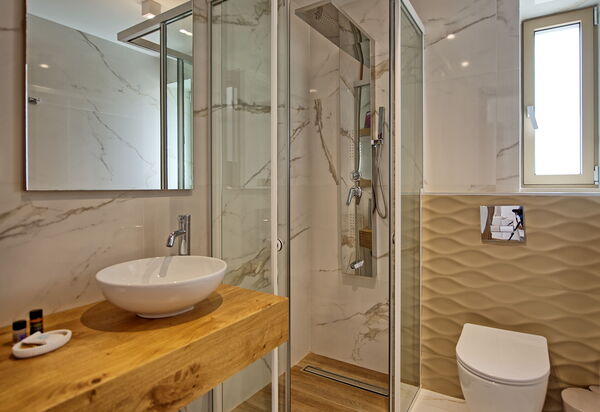 Villa Silentium Olia: Bathroom