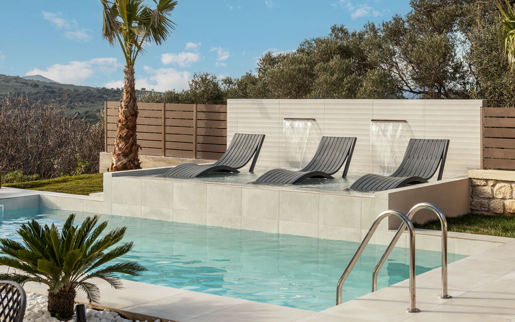 Villa Silentium Olia: Building Exterior, Outdoor, Pool